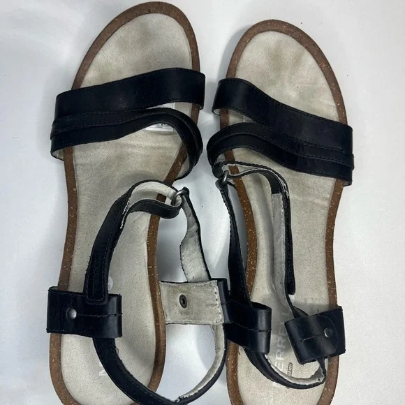 Merrell Revalli Aura Black
Leather Wedge Sandals Women's Size 11 - Picture 11 of 12
